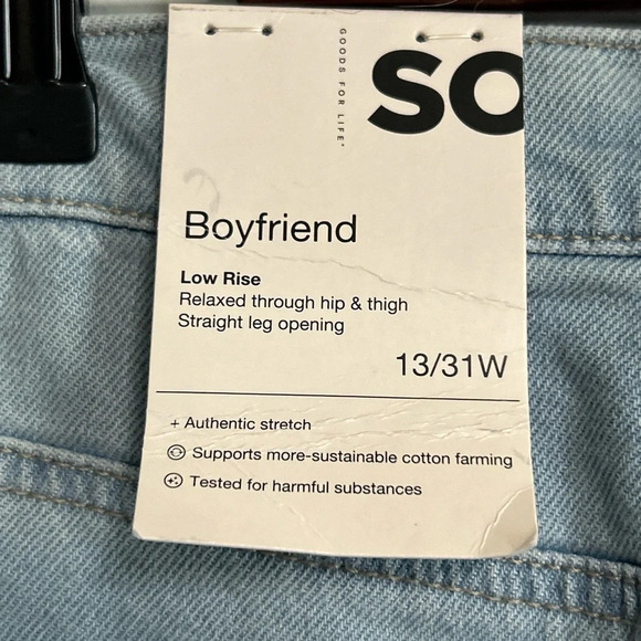 Juniors 13/31W SO Low Rise Boyfriend Jeans Relaxed Hip Thigh Straight Leg Light - Picture 9 of 14